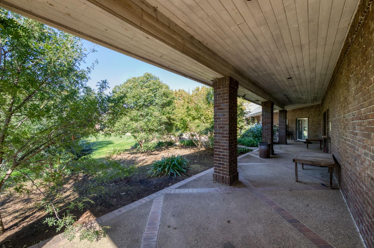 4715 E Copper Ave, Clovis, CA 93619