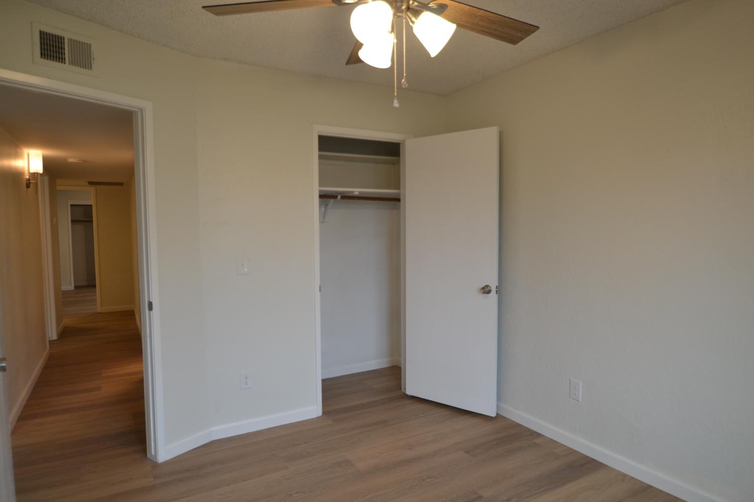 332 W Indianapolis Ave, Clovis, CA 93612