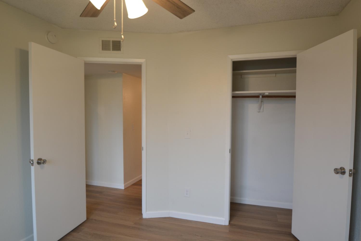 332 W Indianapolis Ave, Clovis, CA 93612