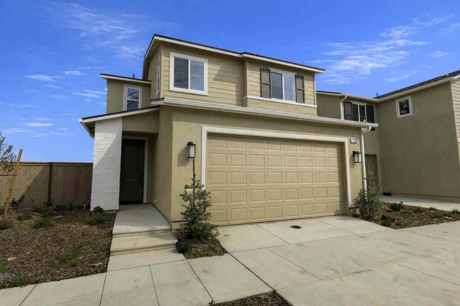 793 Laina Ave, Madera, CA 93636