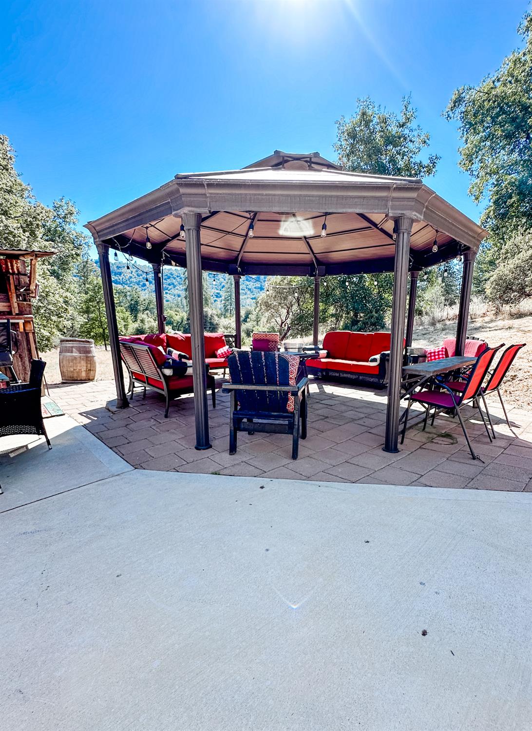 37969 Road 422, Oakhurst, CA 93644