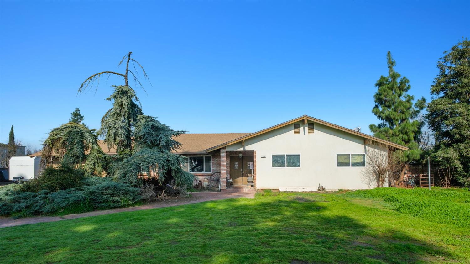 3780 E International Ave, Clovis, CA 93619