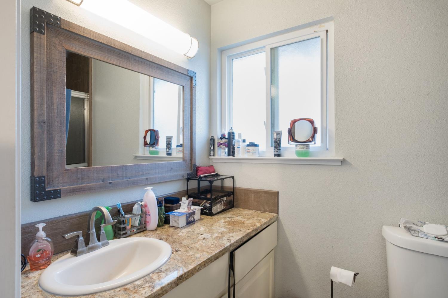 3780 E International Ave, Clovis, CA 93619