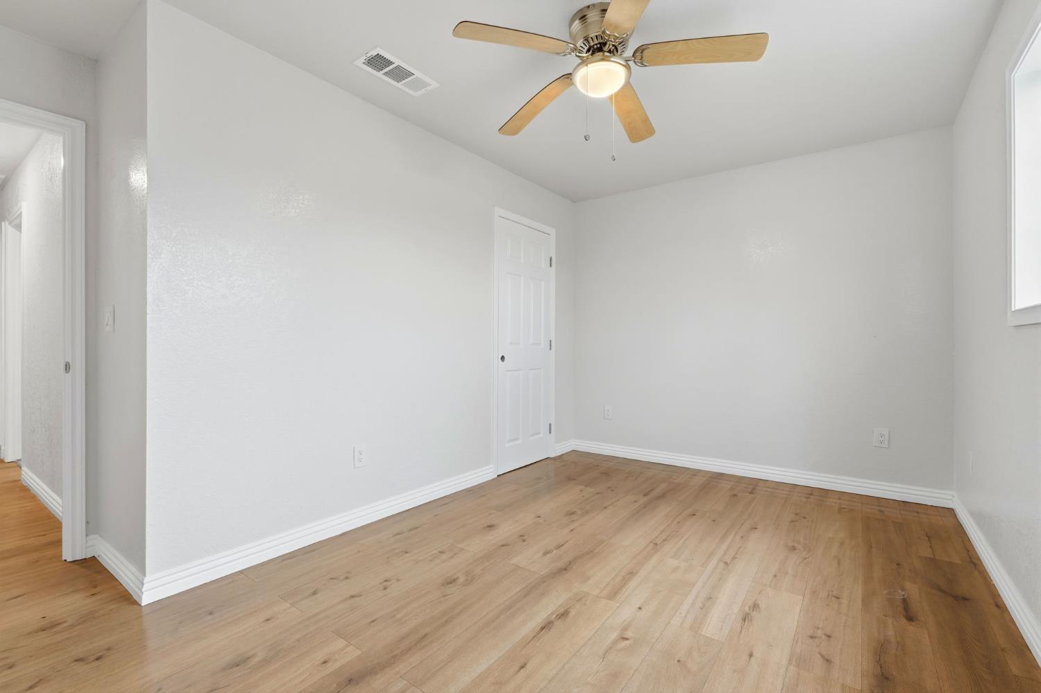 8651 E Khan St, Selma, CA 93662