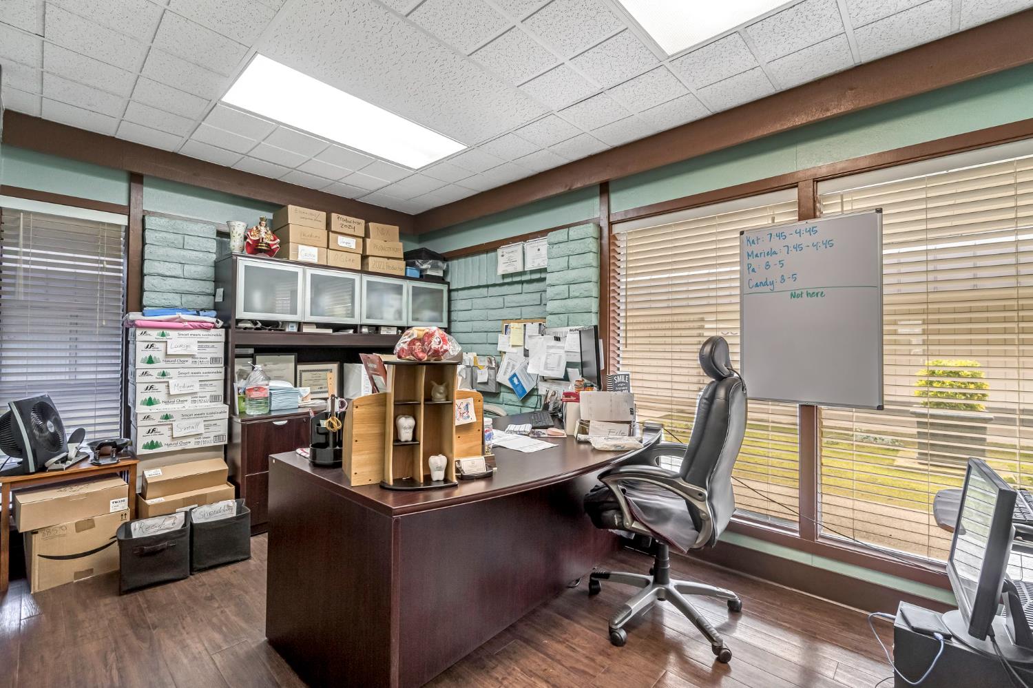 3636 N 1St St, Fresno, CA 93726