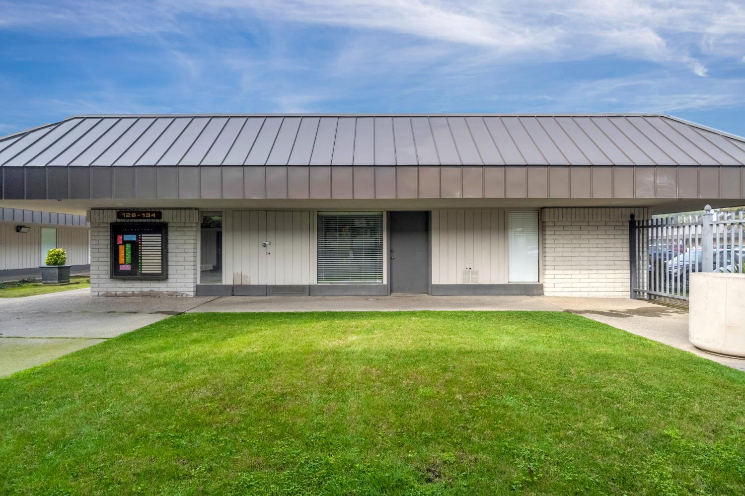 3636 N 1St St, Fresno, CA 93726