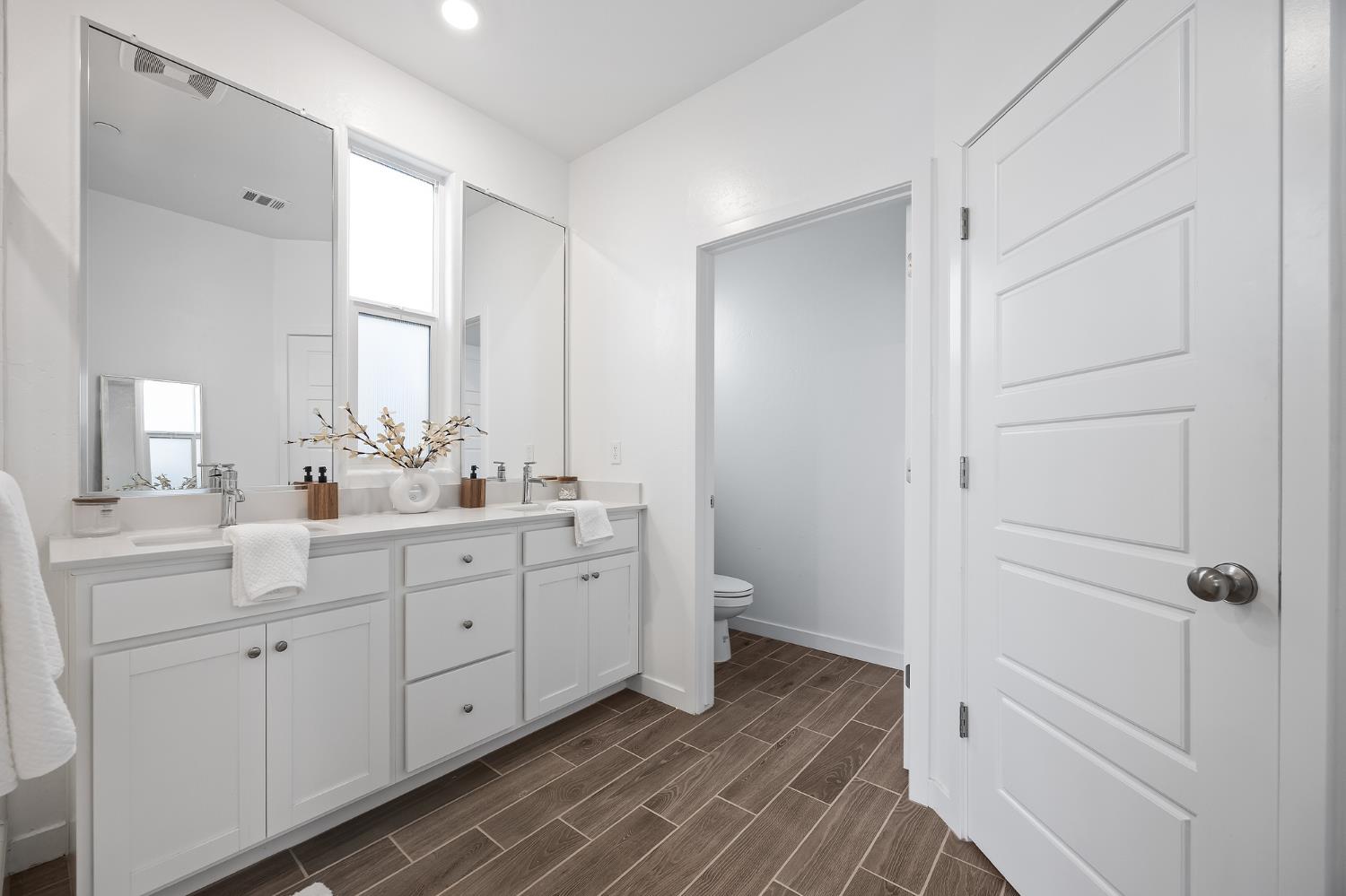 2601 Auburn St, Lemoore, CA 93245