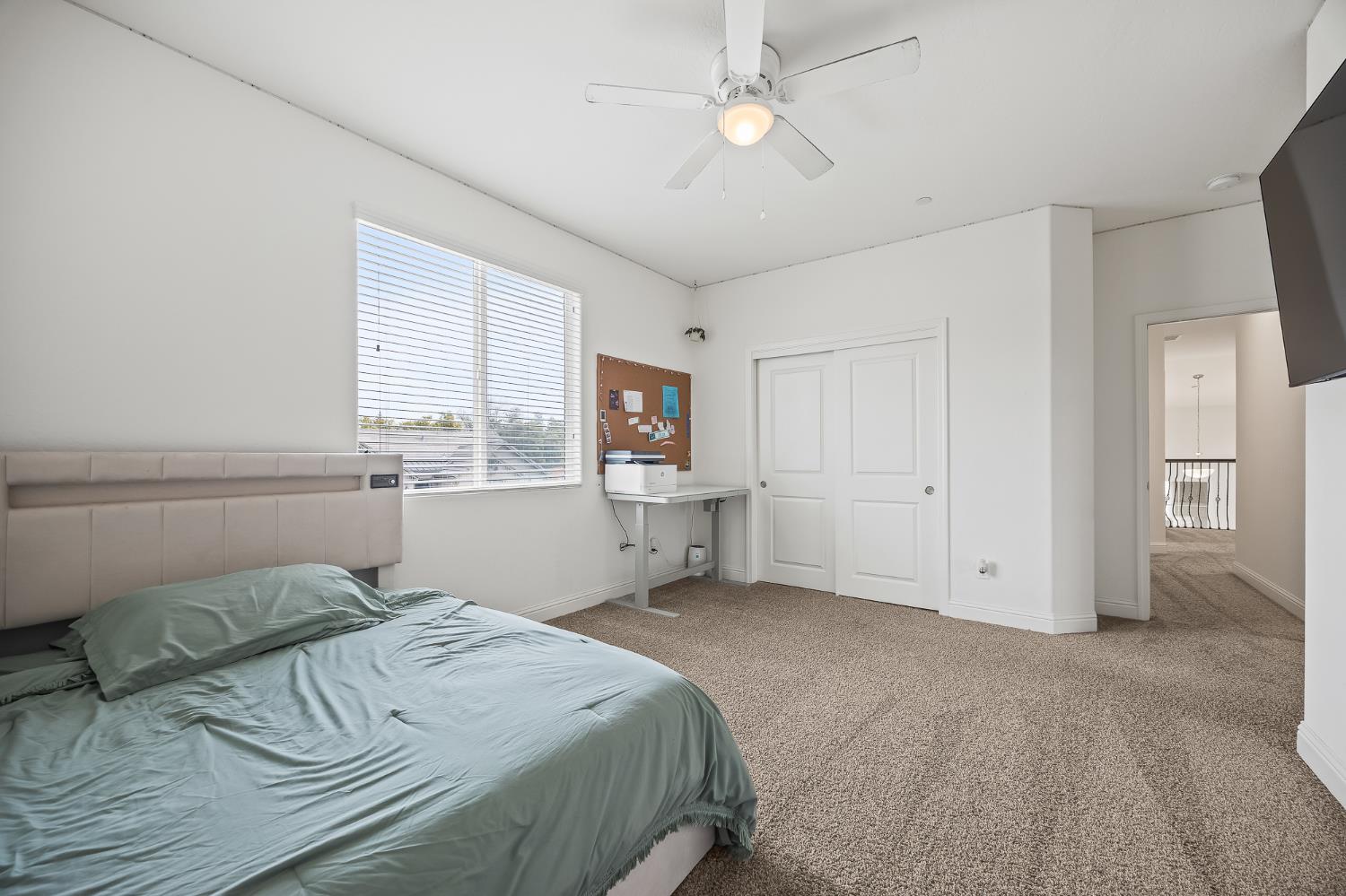 4187 Poe Ave, Clovis, CA 93619