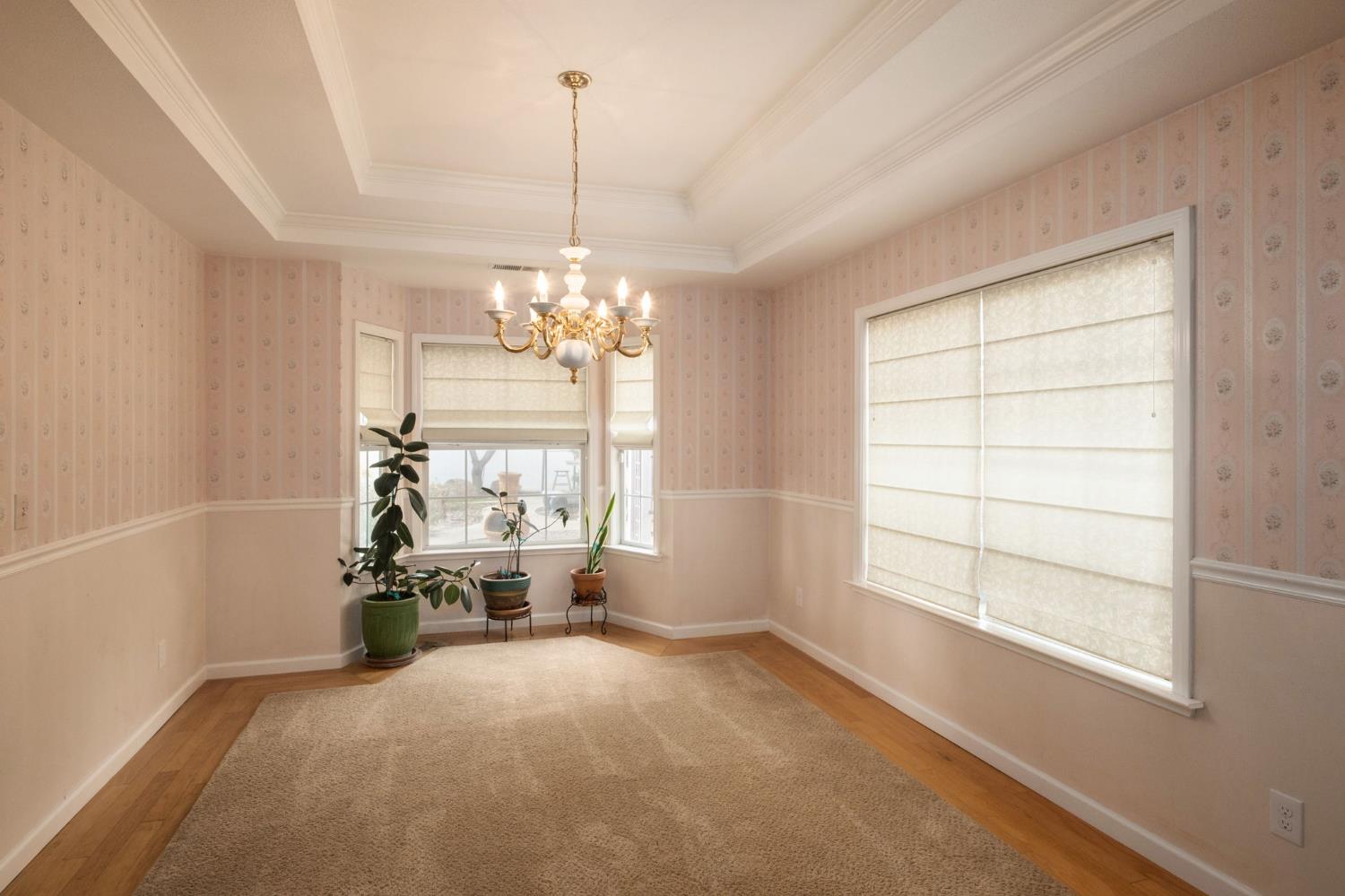 3060 Evergreen Ave, Clovis, CA 93611