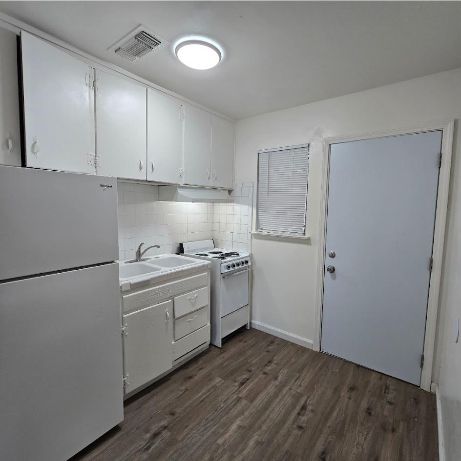 217 229 E Tuolumne St, Fresno, CA 93706