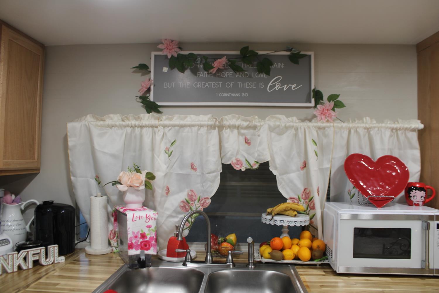 852 E Grangeville Blvd #83, Hanford, CA 93230