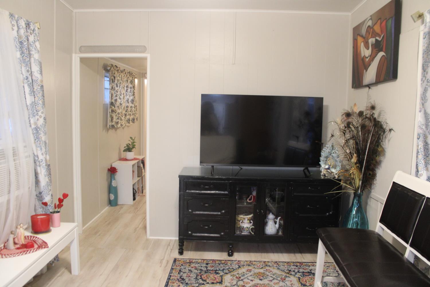 852 E Grangeville Blvd #83, Hanford, CA 93230