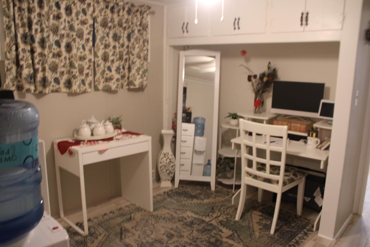 852 E Grangeville Blvd #83, Hanford, CA 93230