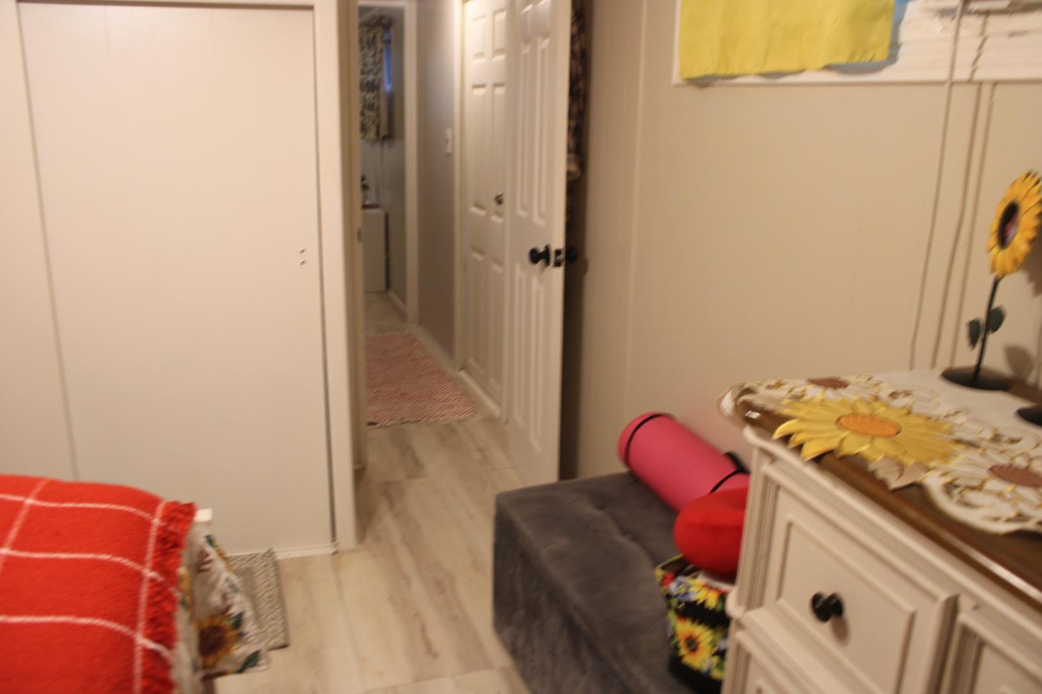 852 E Grangeville Blvd #83, Hanford, CA 93230