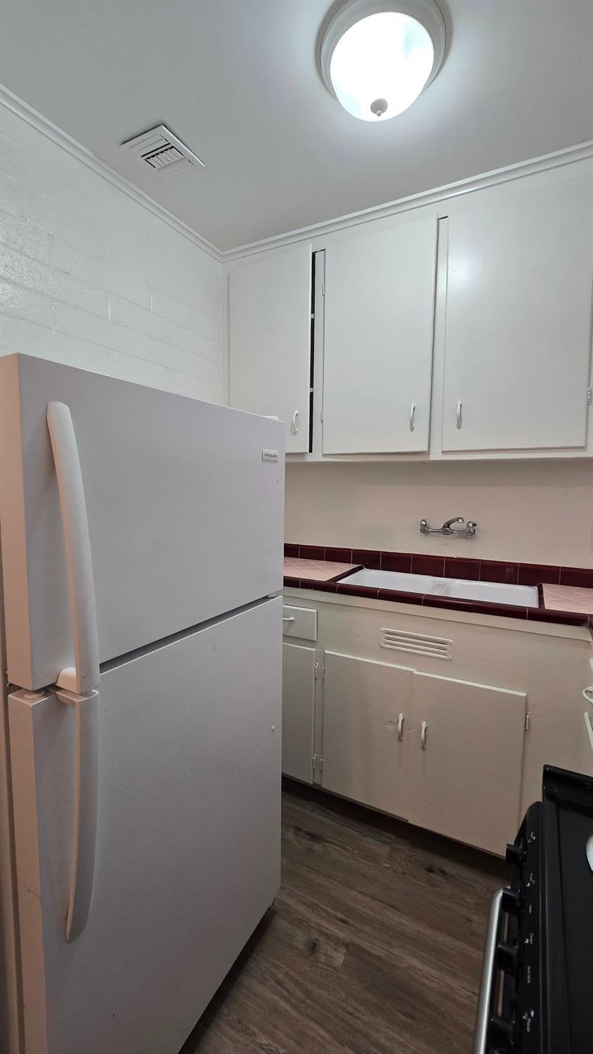 3335 E Normal Ave, Fresno, CA 93703