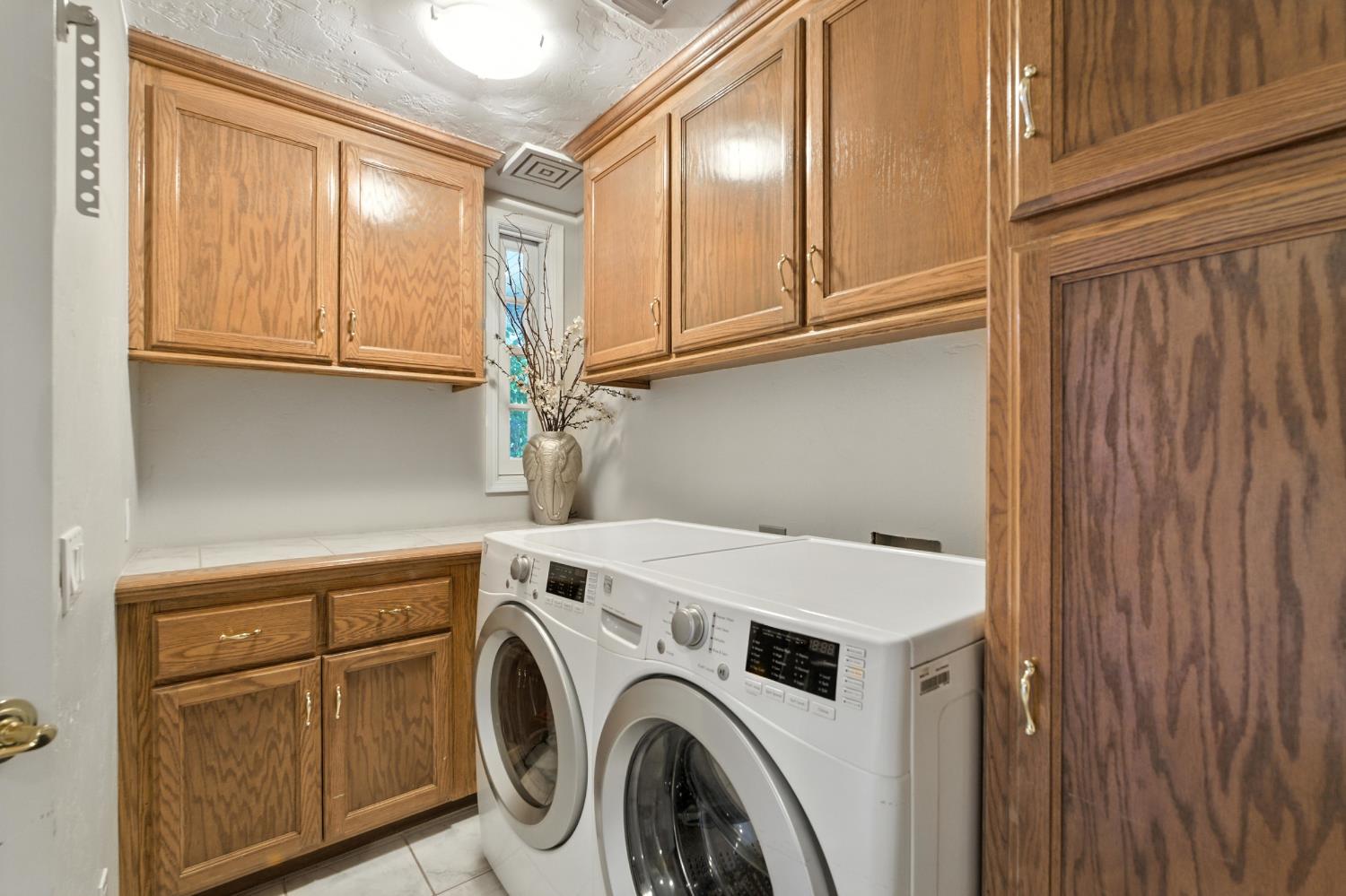 22113 Oak Glen Ln, Friant, CA 93626