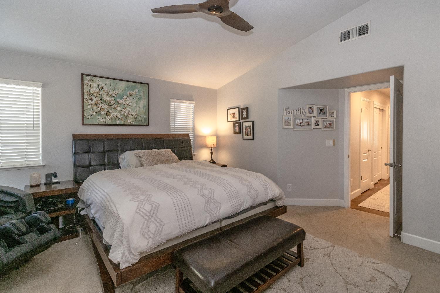 1824 E Lester Ave, Fresno, CA 93720