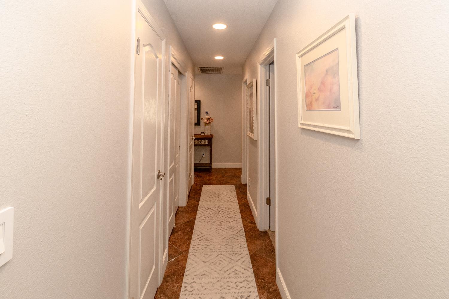 1824 E Lester Ave, Fresno, CA 93720