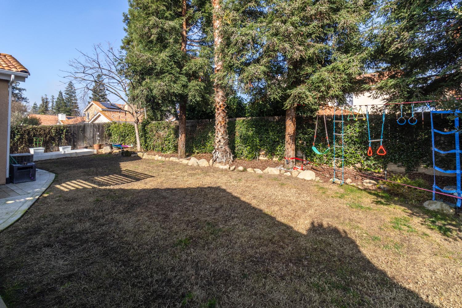 1824 E Lester Ave, Fresno, CA 93720