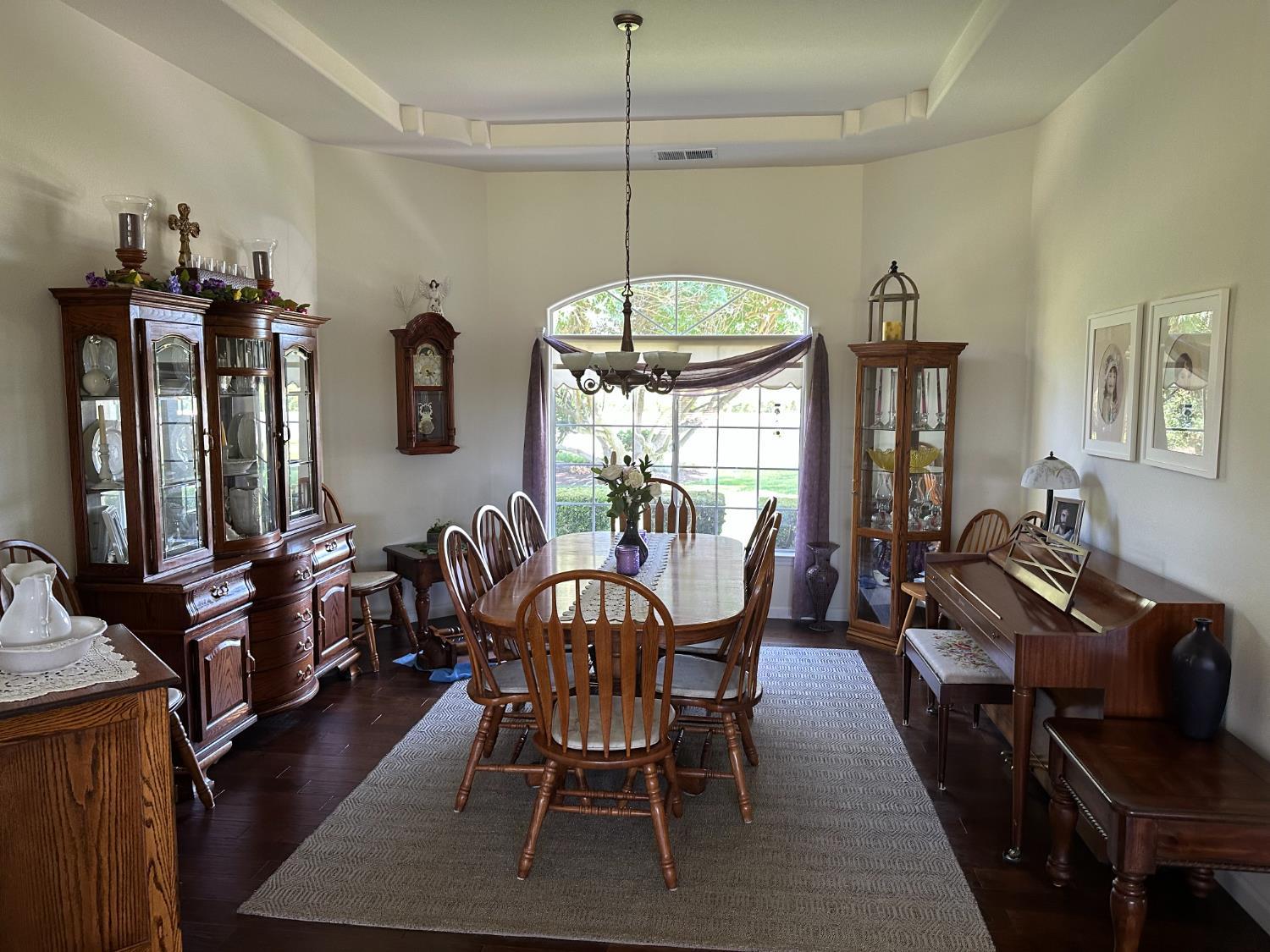 2202 W Lincoln Ave, Fresno, CA 93706