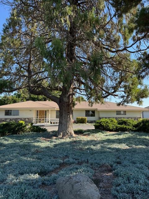 2202 W Lincoln Ave, Fresno, CA 93706