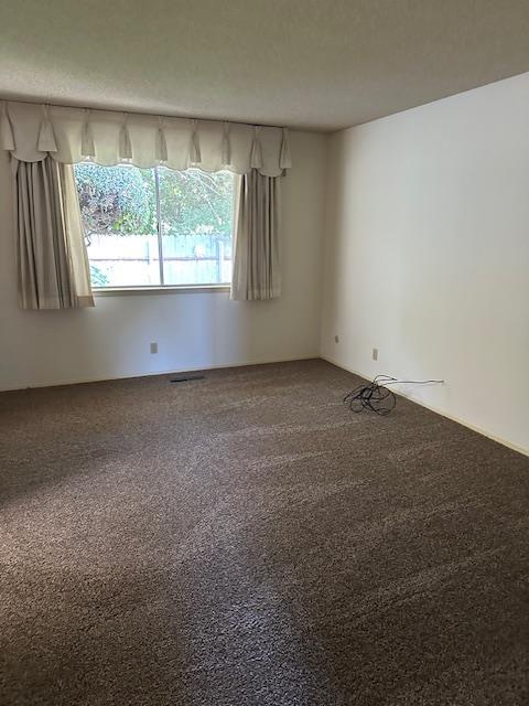 2202 W Lincoln Ave, Fresno, CA 93706