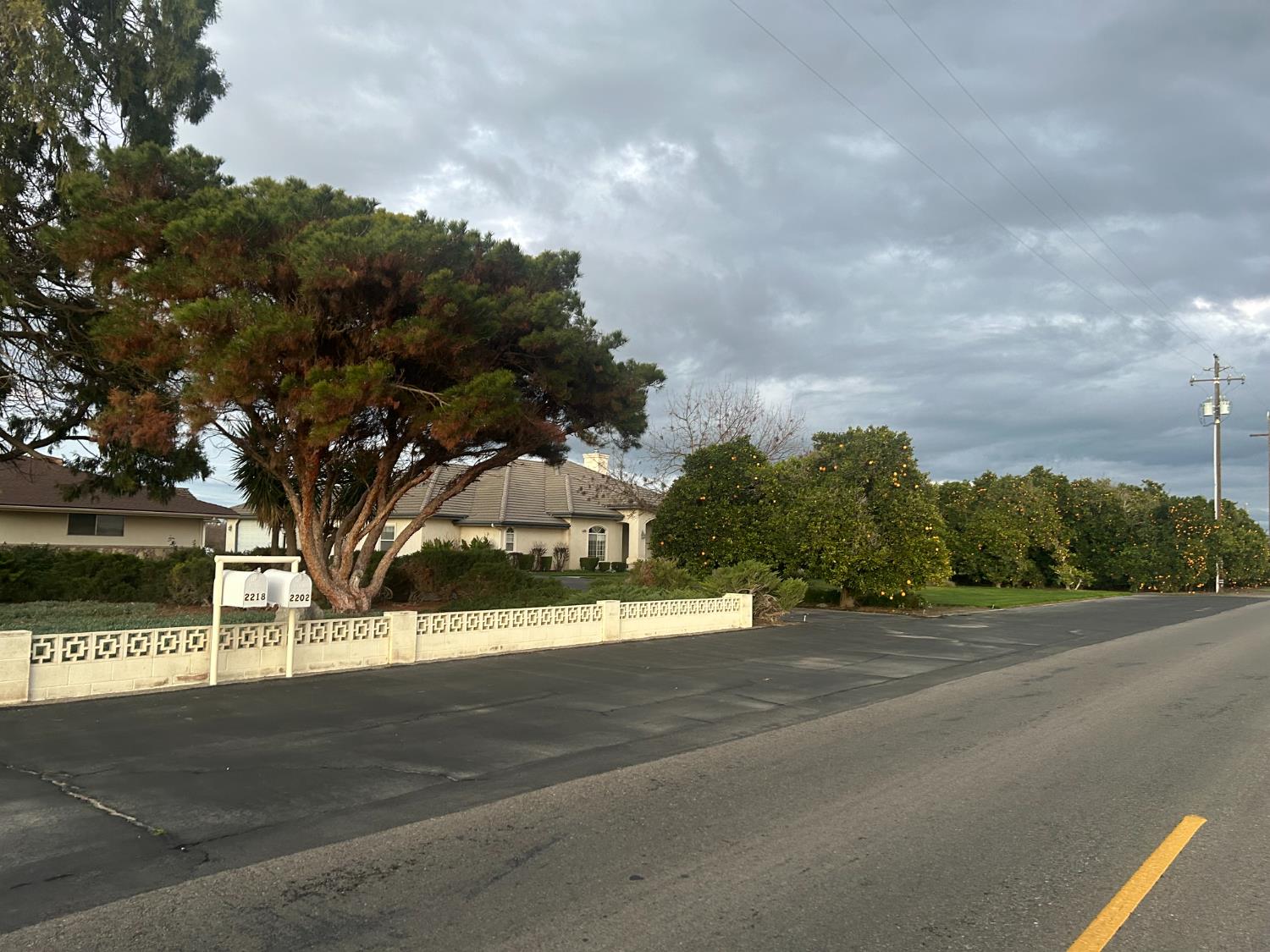 2202 W Lincoln Ave, Fresno, CA 93706