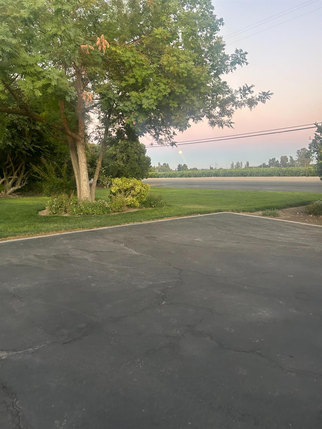 2202 W Lincoln Ave, Fresno, CA 93706