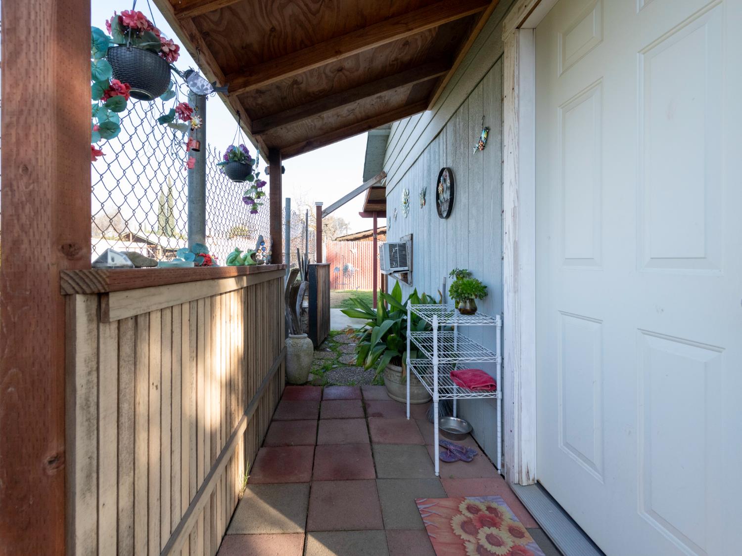 2146 W Dudley Ave, Fresno, CA 93728