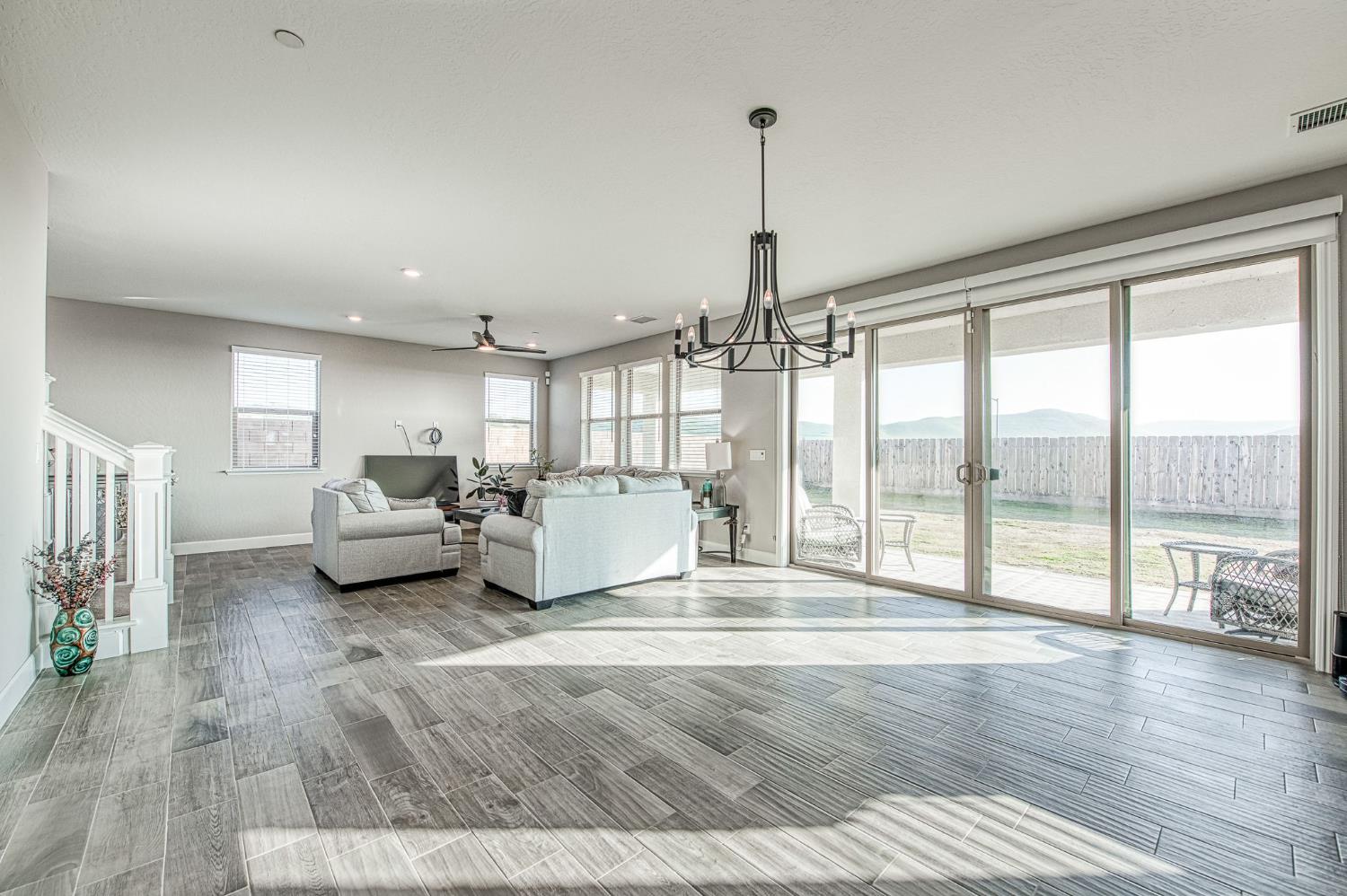 19733 Desert Willow Ln, Friant, CA 93626