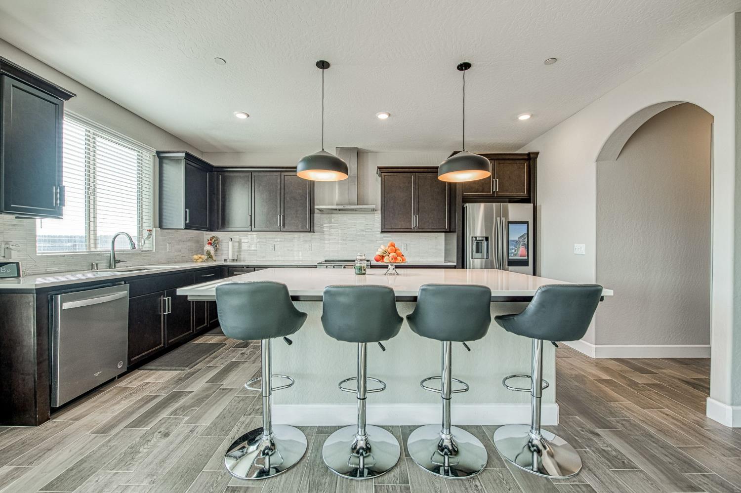 19733 Desert Willow Ln, Friant, CA 93626