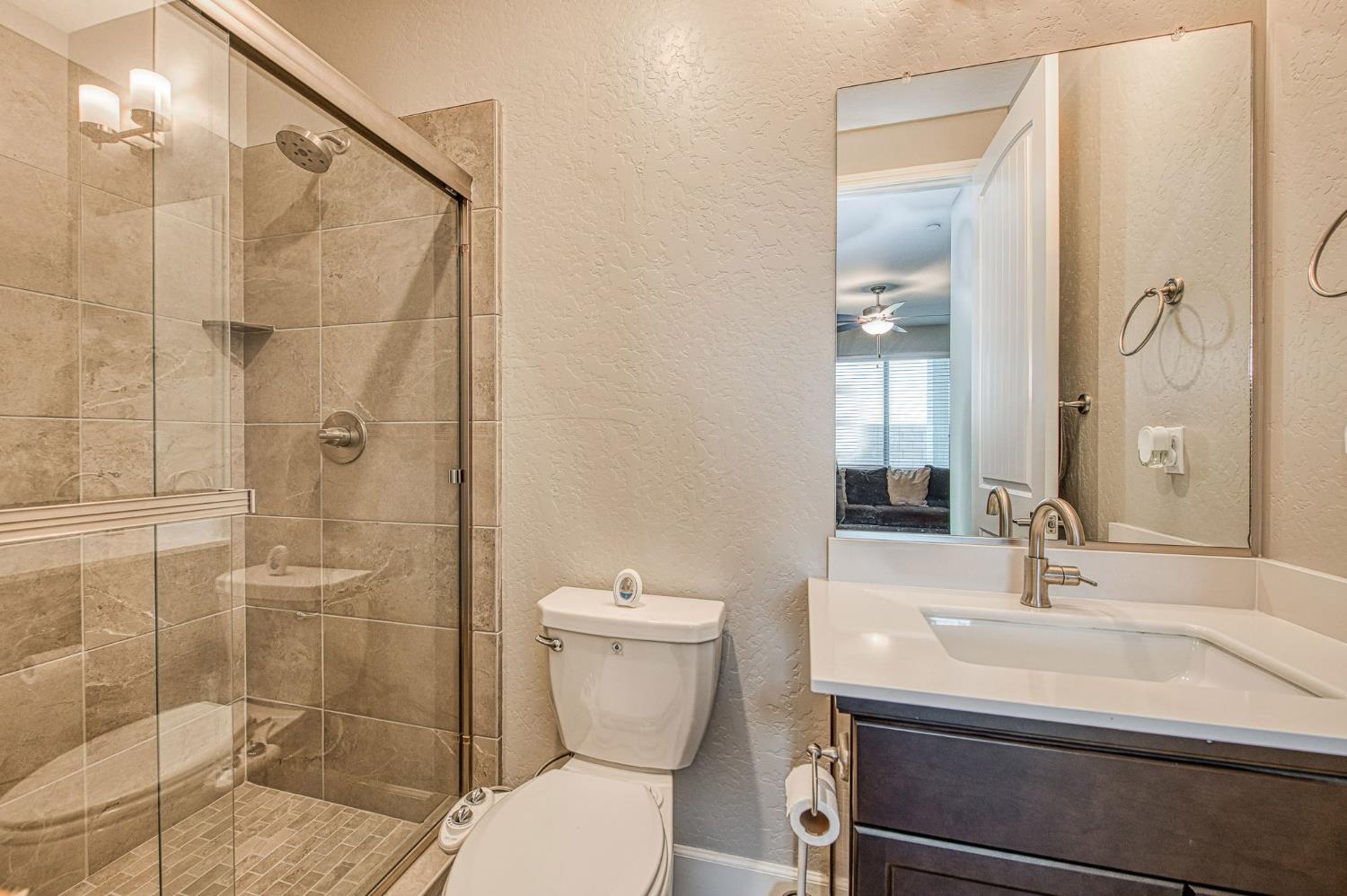 19733 Desert Willow Ln, Friant, CA 93626