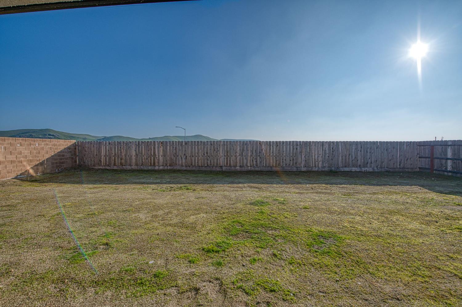 19733 Desert Willow Ln, Friant, CA 93626