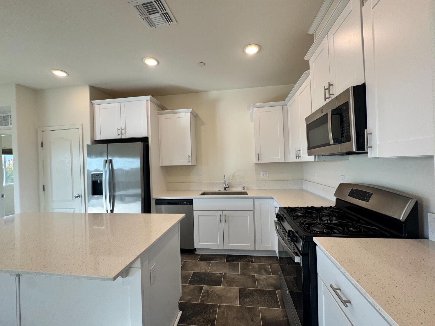 4271 Freemark Ave, Merced, CA 95348