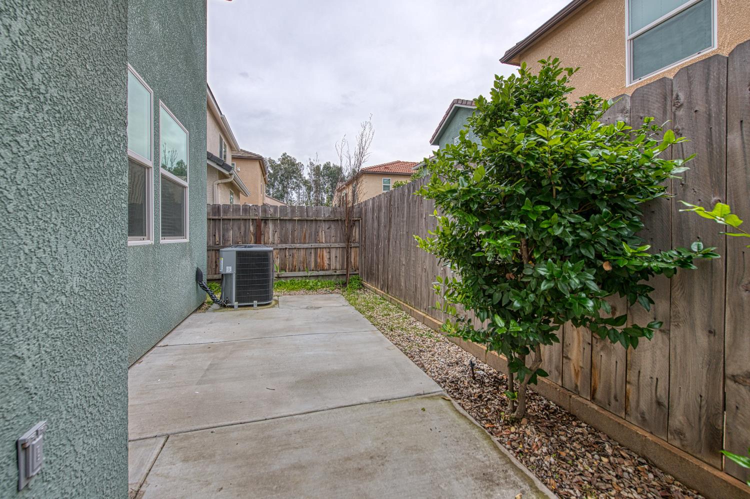 1528 Lambourn Way, Clovis, CA 93619