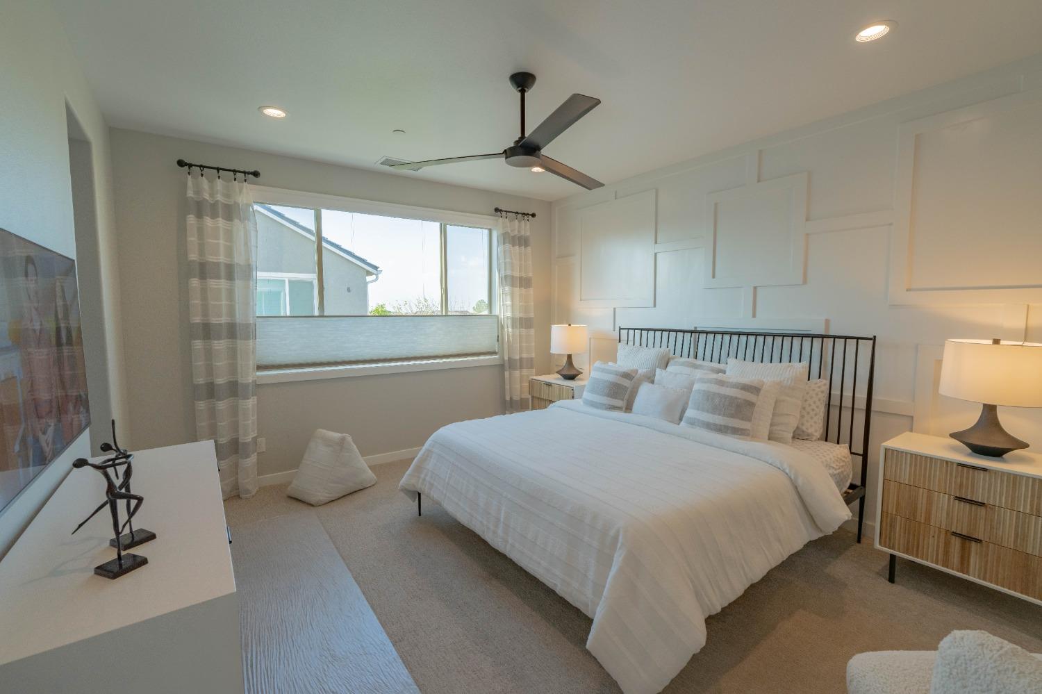 748 Ridgebank Ave, Madera, CA 93636