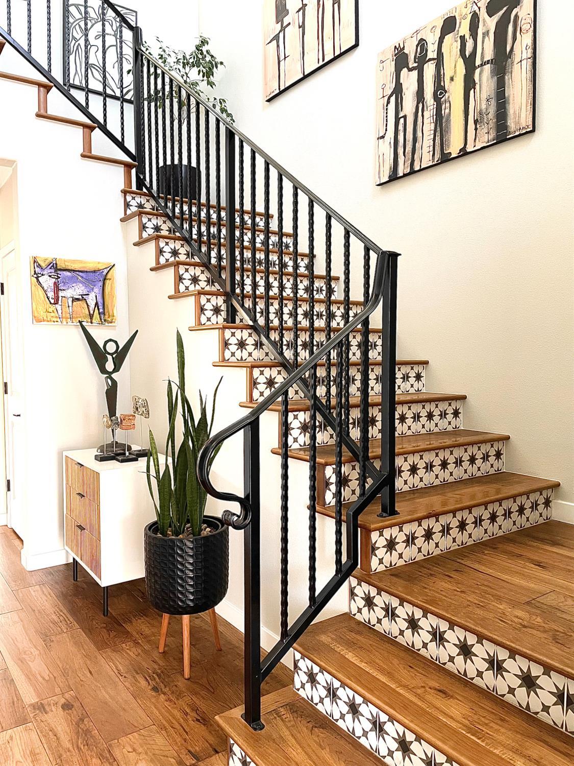 748 Ridgebank Ave, Madera, CA 93636