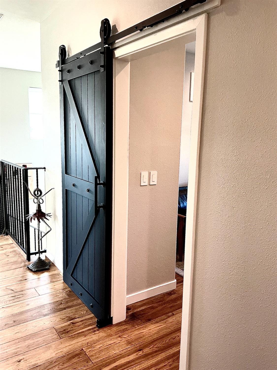 748 Ridgebank Ave, Madera, CA 93636