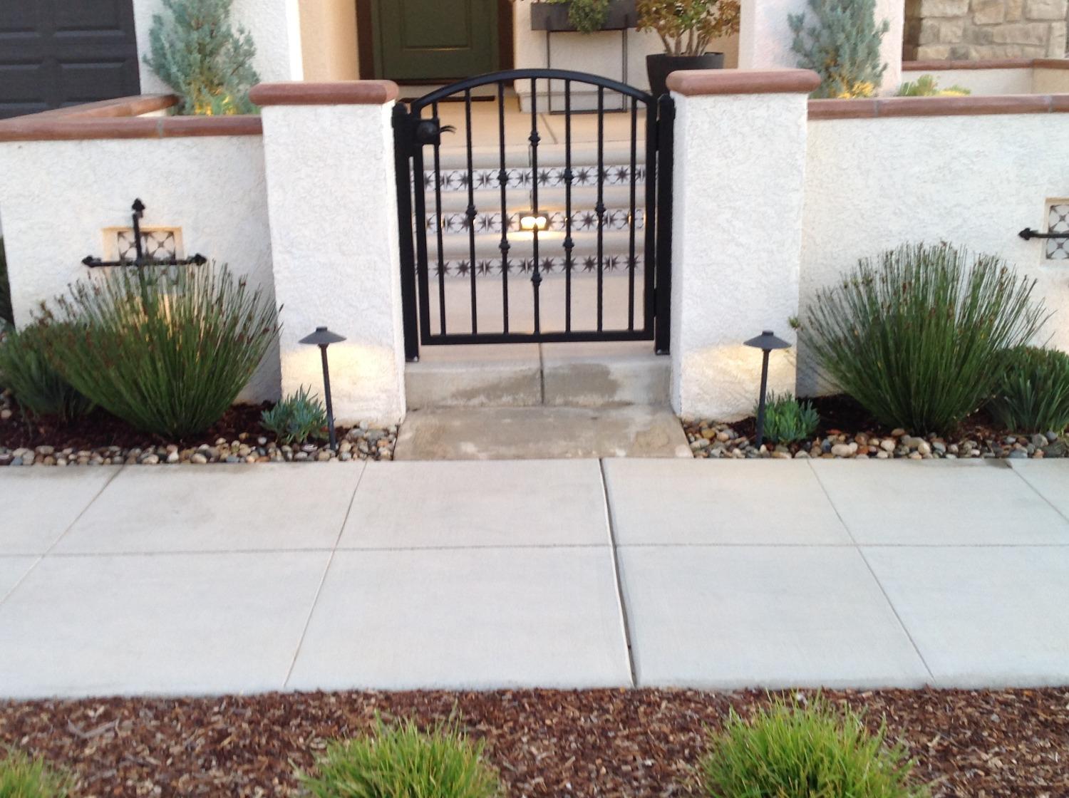 748 Ridgebank Ave, Madera, CA 93636