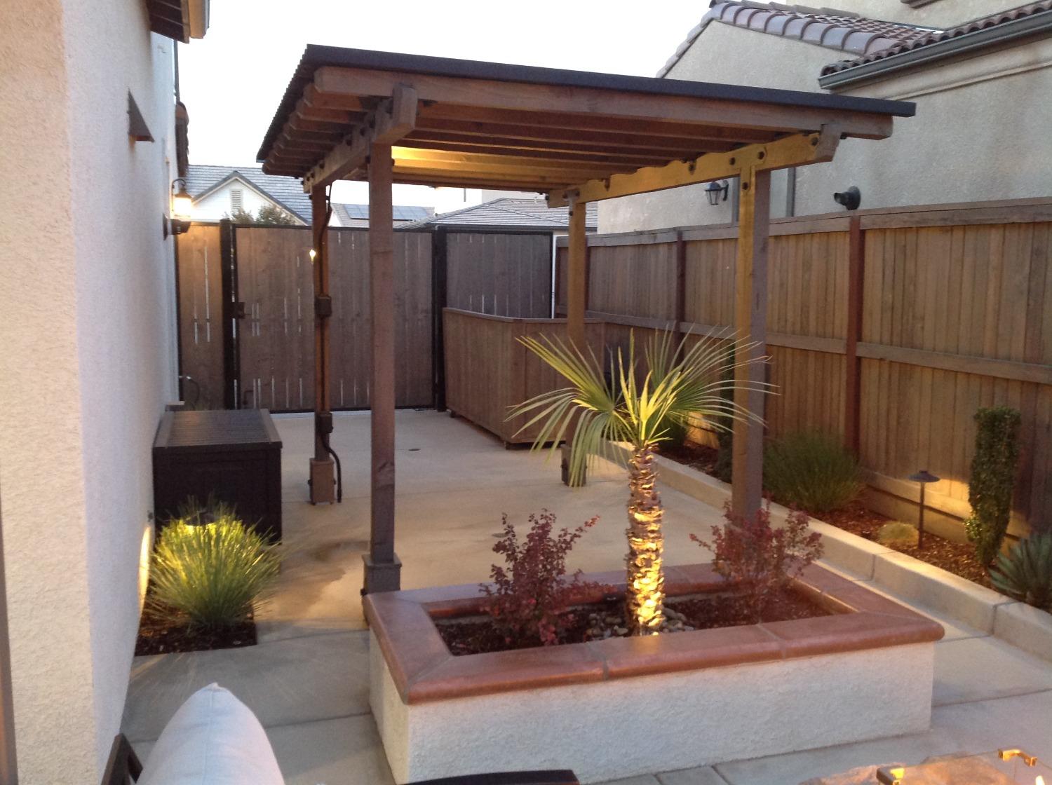 748 Ridgebank Ave, Madera, CA 93636