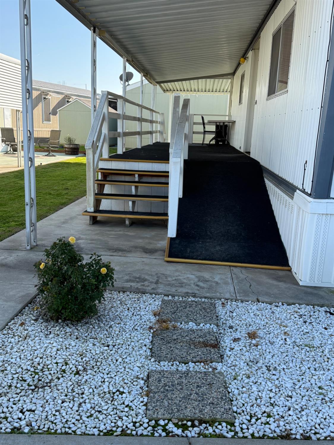 1500 W Villa Ave N #spc 7, Clovis, CA 93612