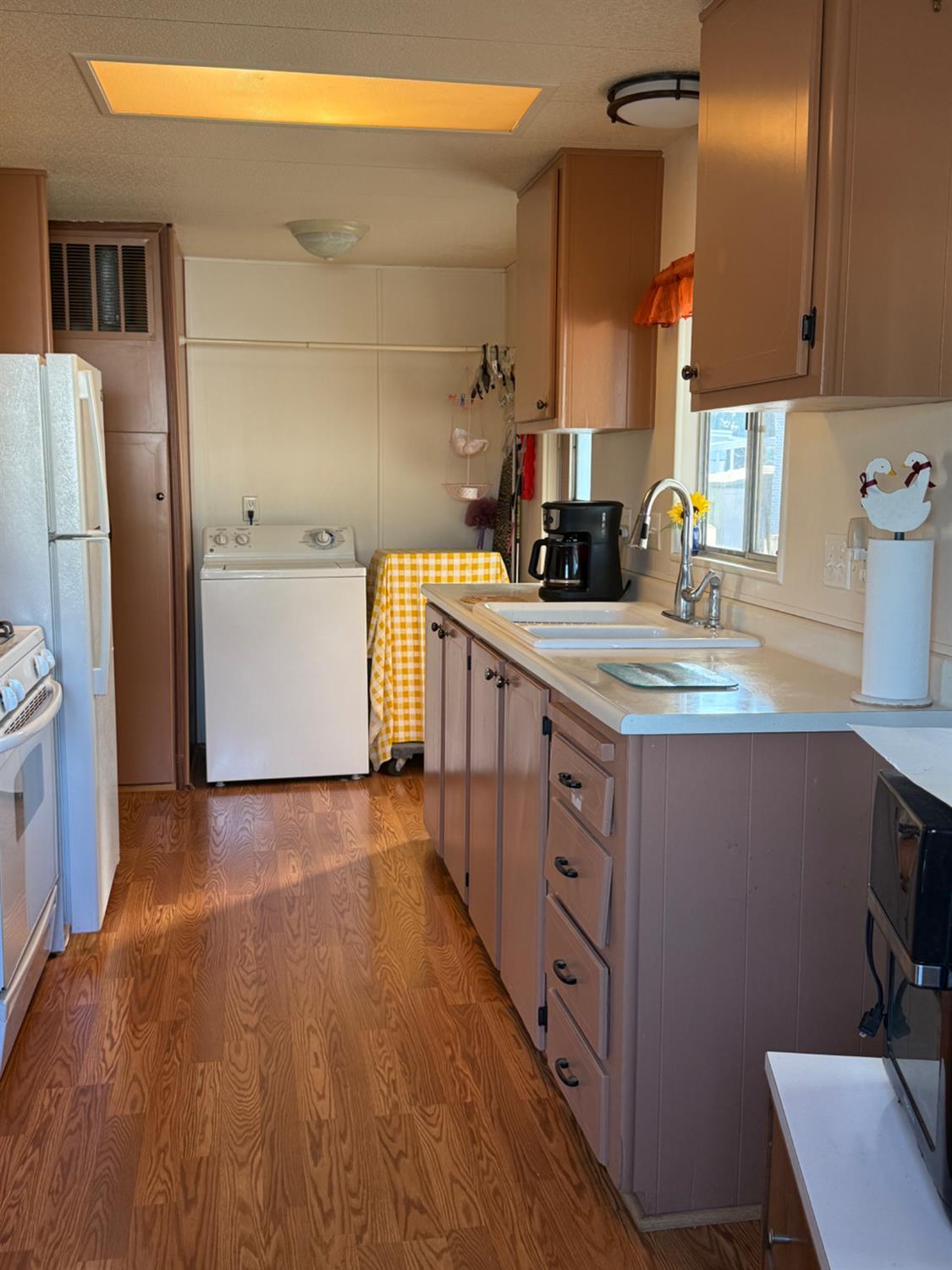 1500 W Villa Ave N #spc 7, Clovis, CA 93612