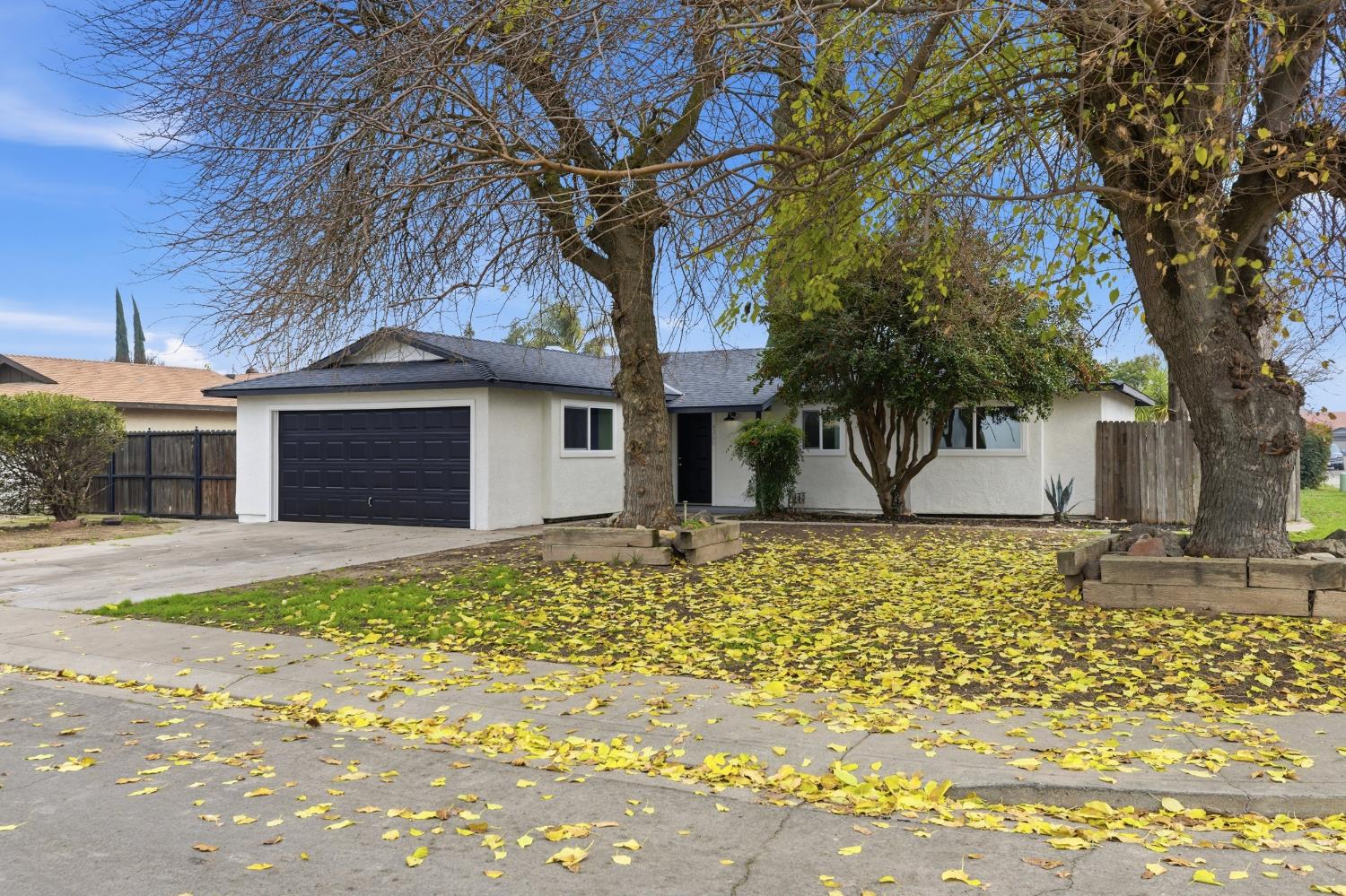 4200 Katella Dr, Denair, CA 95316