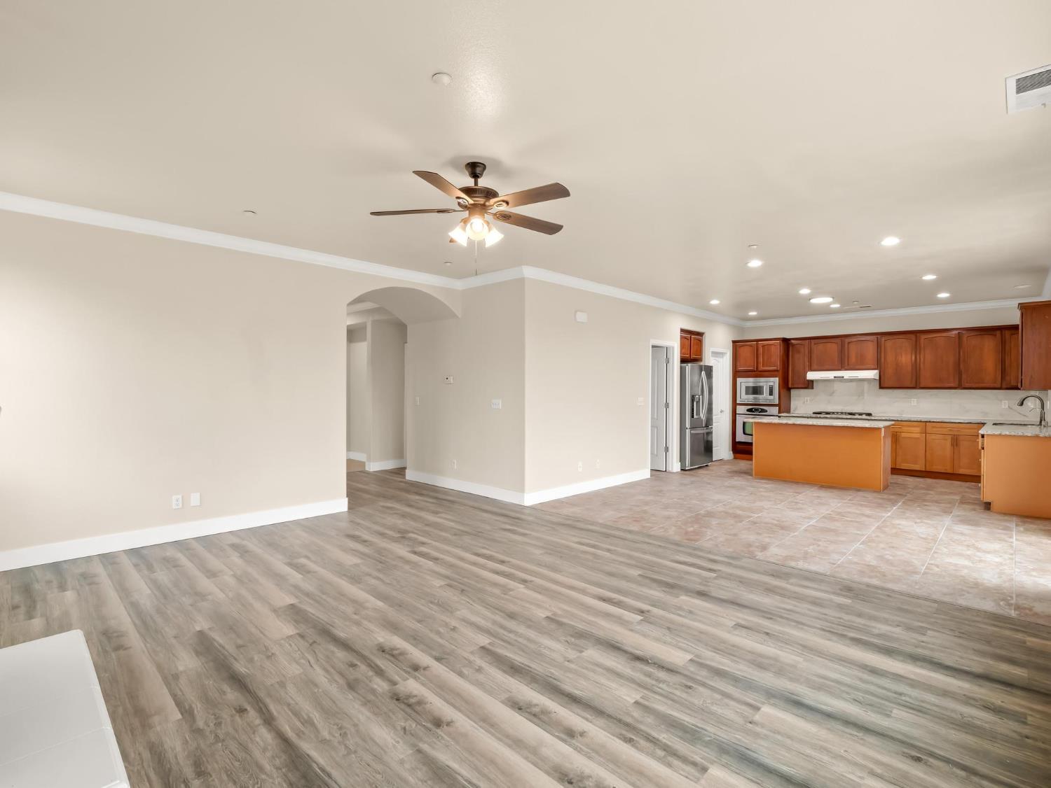 257 S Lead Ave, Fresno, CA 93706