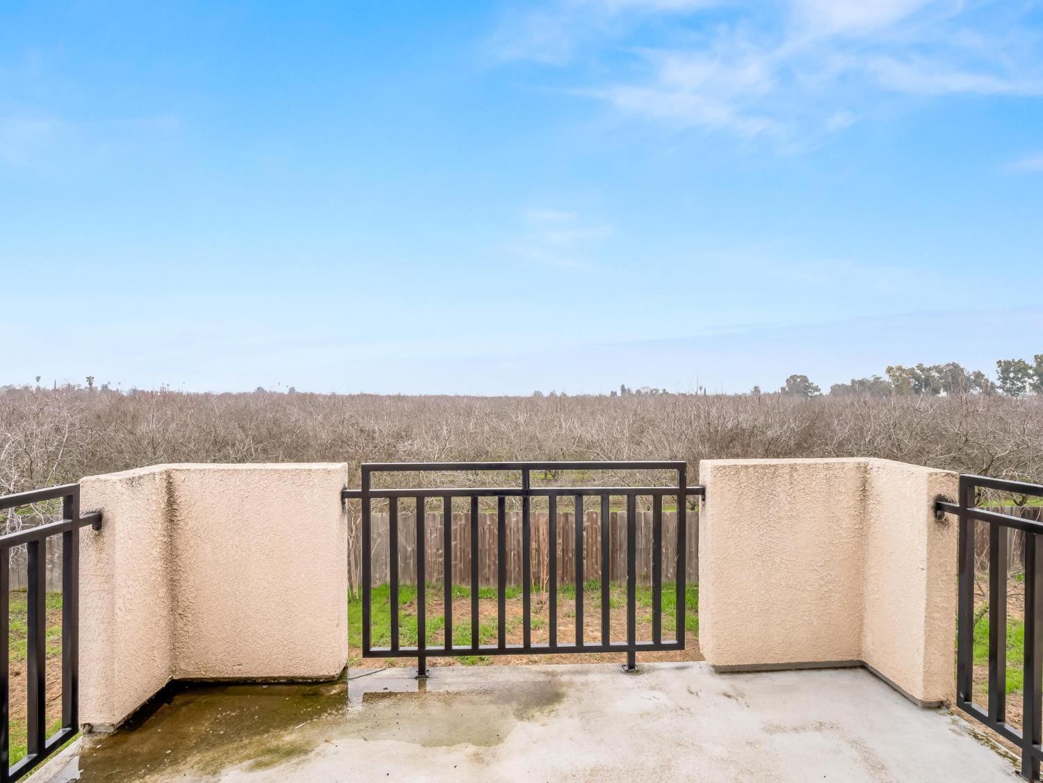 257 S Lead Ave, Fresno, CA 93706