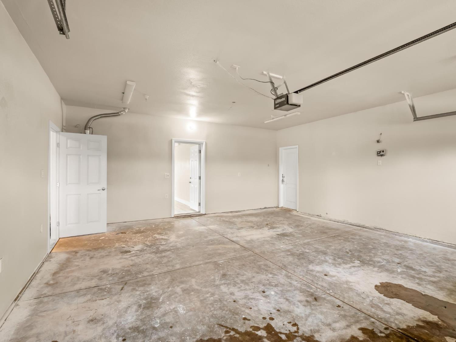 257 S Lead Ave, Fresno, CA 93706