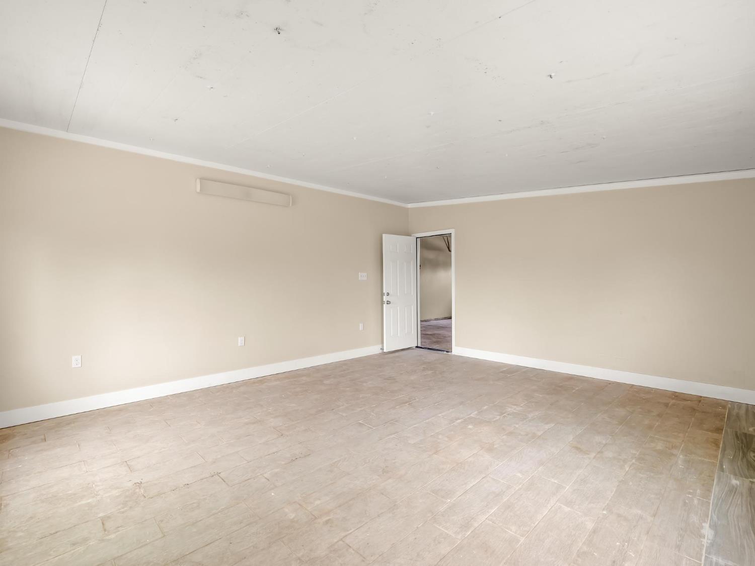 257 S Lead Ave, Fresno, CA 93706