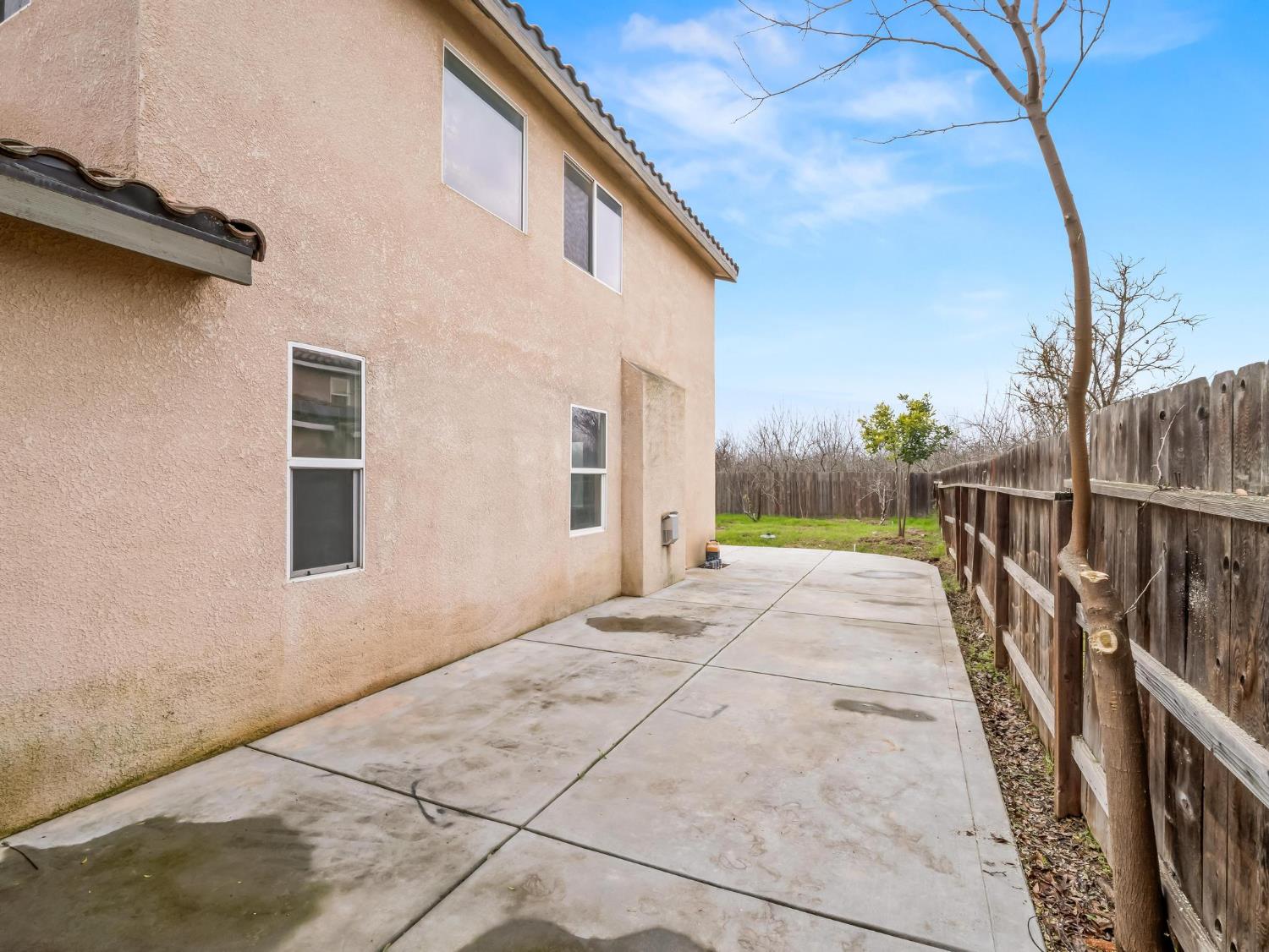 257 S Lead Ave, Fresno, CA 93706