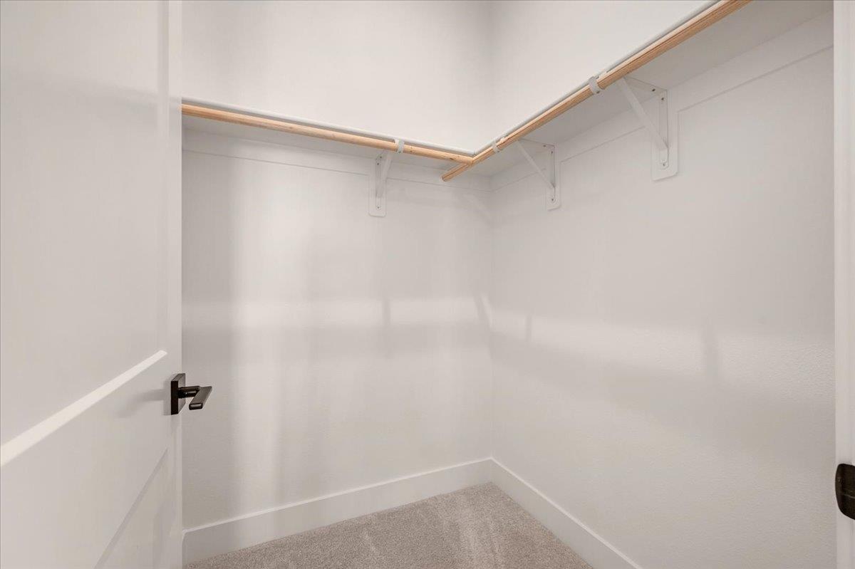 1023 Beaver Pond Loop, Madera, CA 93636