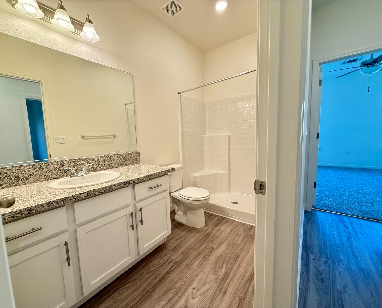 1205 E Orange St, Avenal, CA 93204